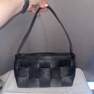Harveys The Original Seatbelt Bag Black Baguette Purse Shoulder Bag 10" x 6